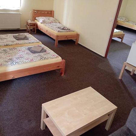 Sport - Relax Buky Hotell Františkovy Lázně Exteriör bild